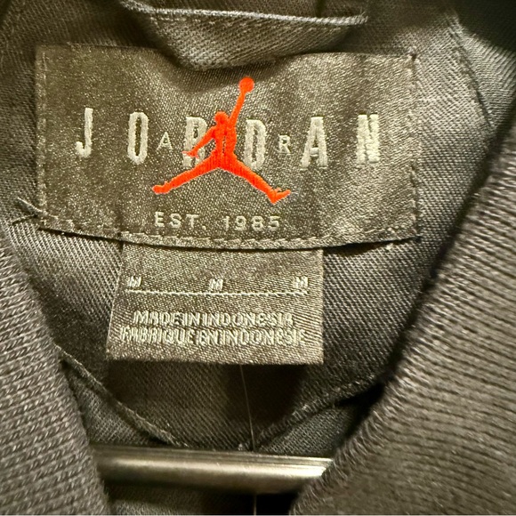 Jordan NWT Women's Black Varsity Jacket FN5786-010 - Picture 10 of 13